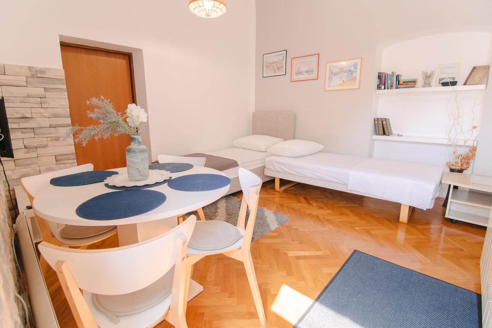 Apartments Sab Ogulin Zewnętrze zdjęcie